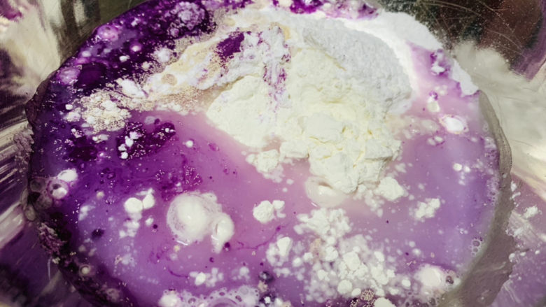 紫薯发糕,进行搅拌