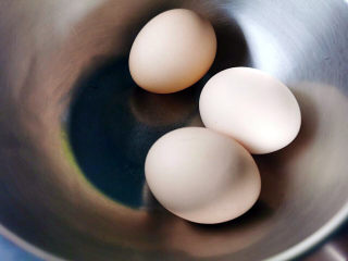 肉末鸡蛋羹,三个鸡蛋