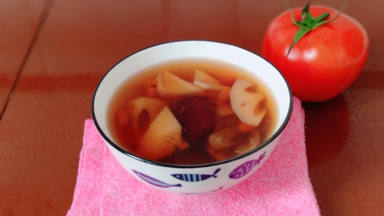 红枣莲藕汤,成品