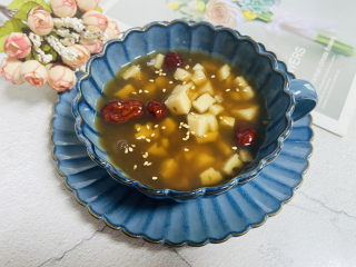 红枣莲藕汤