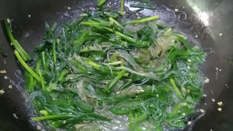 韭菜炒粉絲 - 韭菜炒粉絲做法,功效,食材 - 網上廚房