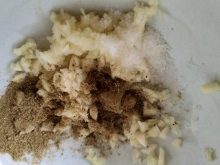 锡纸金针菇,加盐