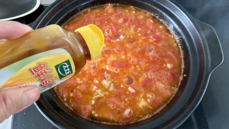 番茄米线➕番茄肉末汤米线,加入一茶匙太太乐鸡汁