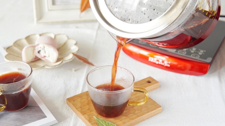 温润蔓越莓红糖姜茶,5、每次喝之前一定要加热后饮用效果更好，用蔓越莓果汁增加红糖姜水的丰富口感及营养。