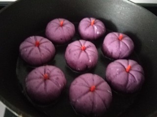 糯米紫薯糕,煎制金黄。