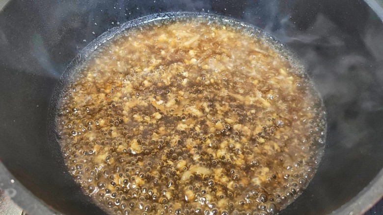 蚝油油麦菜,煮至小泡泡状态