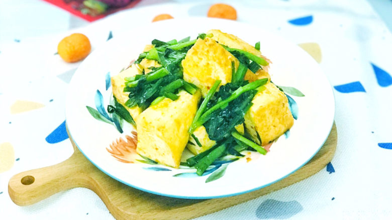 韭菜豆腐,美味的韭菜豆腐就做好了