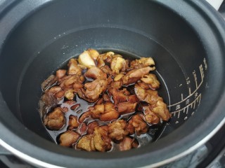 土豆焖鸭,排压后开盖