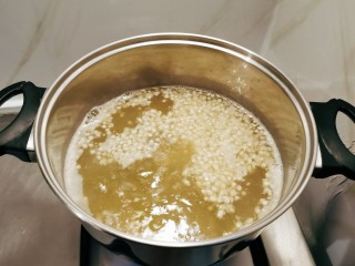 红枣绿豆汤,再次煮开。