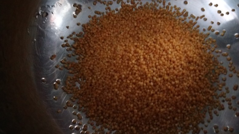 红枣小米燕麦粥,小米80克