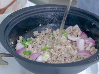 肉末石锅豆腐，一锅熟,料酒去腥