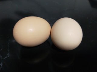 水嫩蒸蛋,鸡蛋两个。