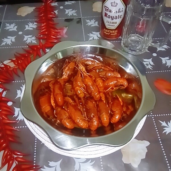 香辣小龙虾,营养又美味的小龙虾端上桌。