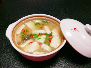 海鲜菇豆腐汤,海鲜菇豆腐汤