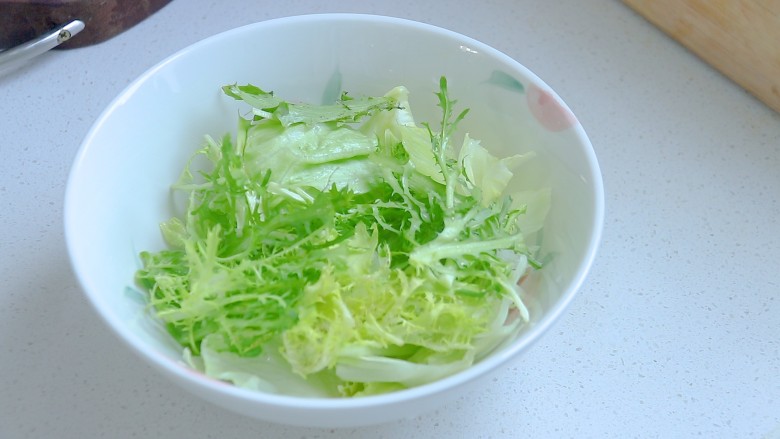 鸡胸肉蔬菜沙拉（减脂餐）,生菜