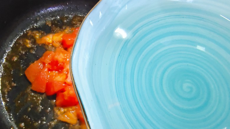 番茄里脊,加小半碗热开水