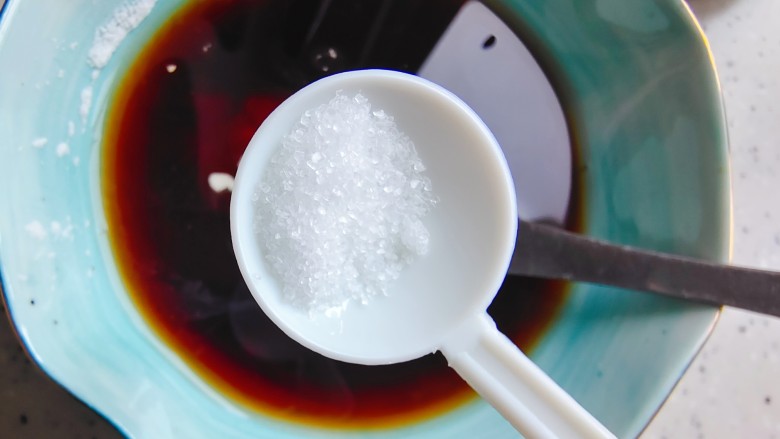 糖醋茭白,少许细盐