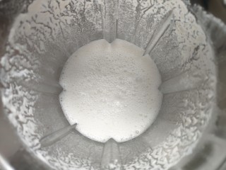自制肠粉,打好后的米浆