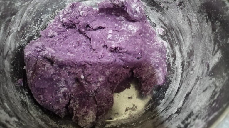 山药紫薯糕,紫薯放糯米粉