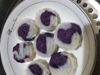山药紫薯糕,放锅里蒸