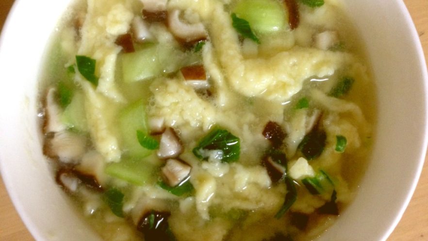 香菇油菜锅鱼儿汤