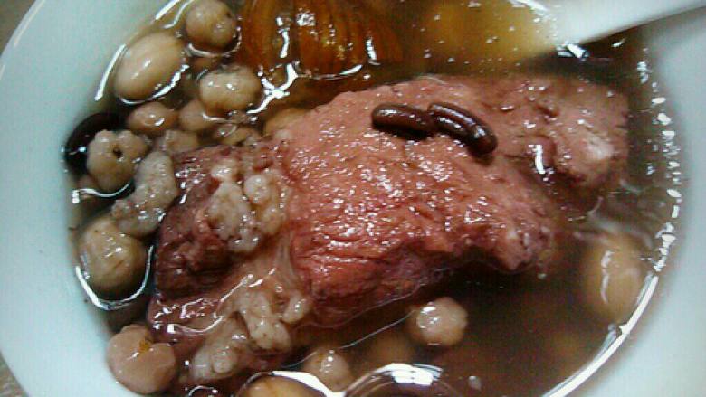 赤豆薏米大骨汤