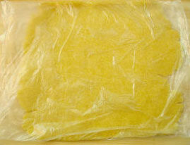 椰香红薯派,冷藏好的派皮，取出隔袋擀成约0.4cm的面皮