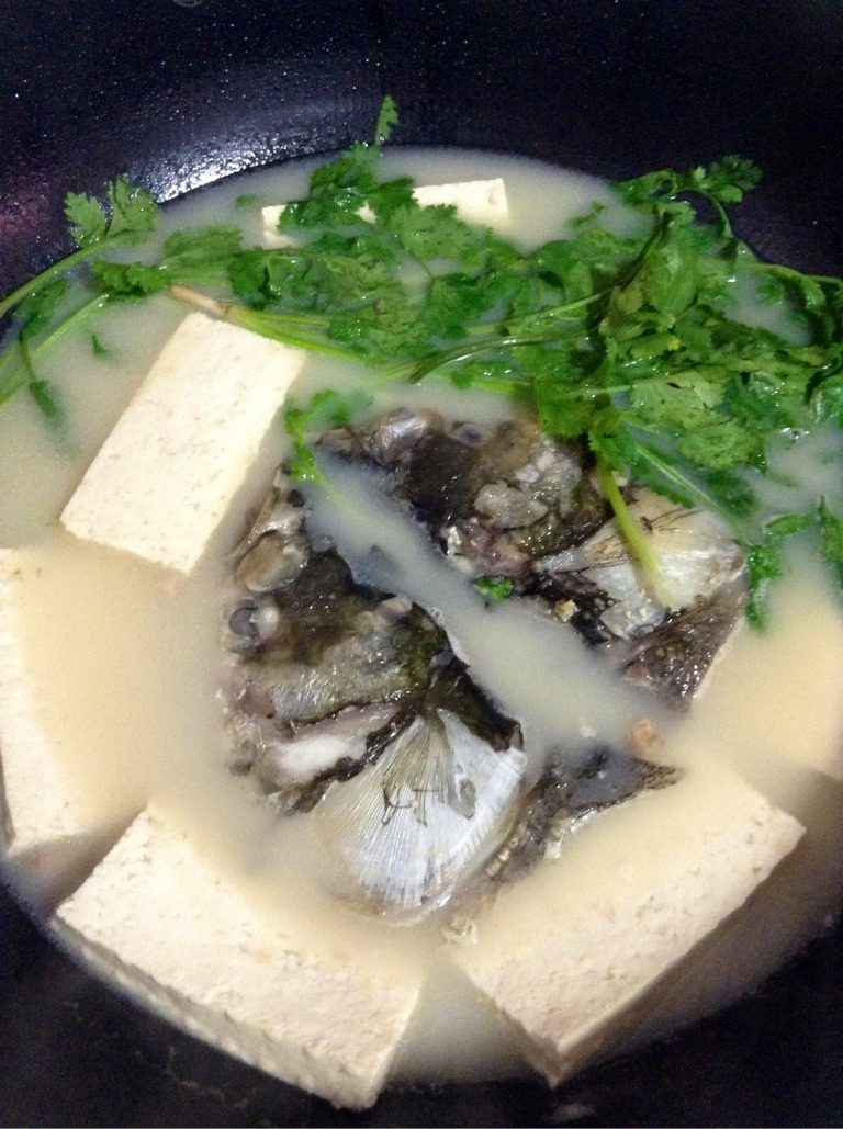 鱼头豆腐汤 鱼头豆腐汤做法,功效,食材 网上厨房