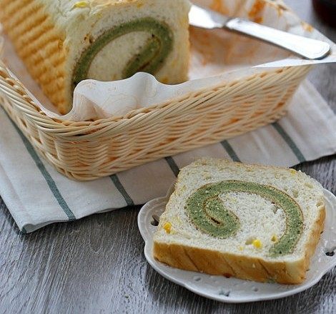 体会不一样的口感----绿茶蛋糕面包
