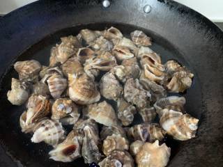 水煮海螺,煮