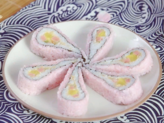 樱花寿司-踏青赏春最佳美食伴侣,摆出花瓣造型即可