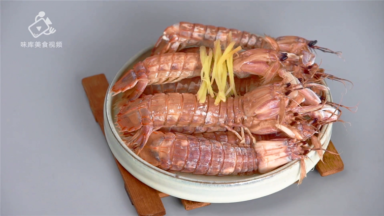 清蒸皮皮虾，保留它最本真的鲜~,成品展示