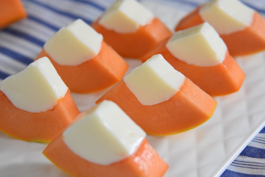 0厨艺也能轻松搞定的甜点——木瓜牛奶冻