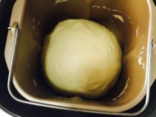 奶黄面包,放面包机启动发酵功能40分钟，至两倍大！