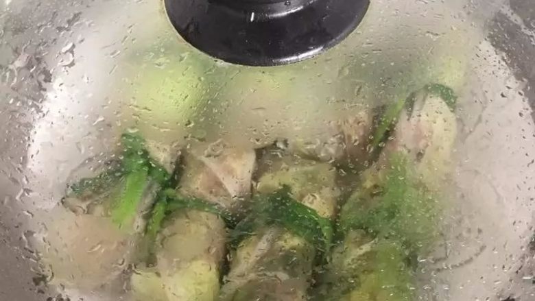 虾仁猪肉白菜卷【鲜上加鲜的宴客菜】,上蒸锅蒸10分钟
