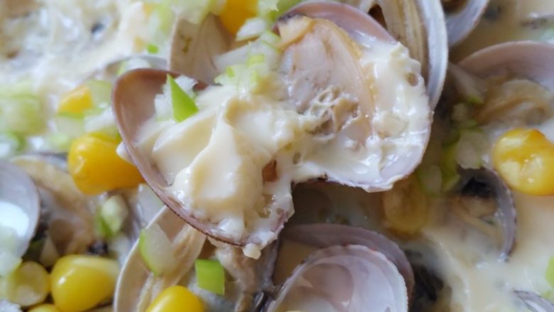 蛤蜊蒸蛋（内涵适合宝宝的吃法）,又细又嫩又鲜，好吃的不得了