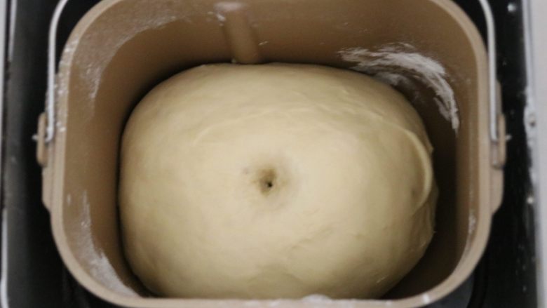牛奶土司三明治,发酵至1.5-2倍大小并且戳洞不回缩就好了。