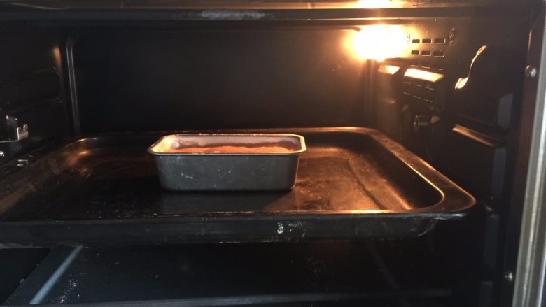 自制鱼豆腐,入烤箱160度，烤25分钟左右