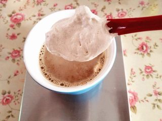咖啡牛奶布丁,也可以加其他你喜欢的味道的棉花糖