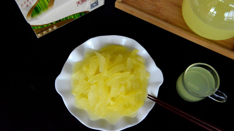 酸甜爽口的柠檬瓜条,成品图。