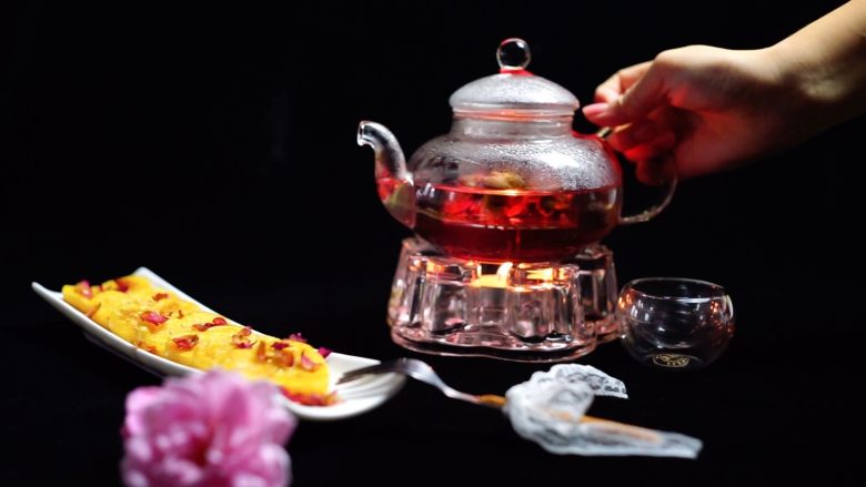 七夕健康美味下午茶——玫瑰南瓜饼,七夕节，和你的男神一起享受下午茶的美好时光吧~