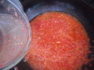 番茄肉絲濃湯,適當添加一些清水或高湯