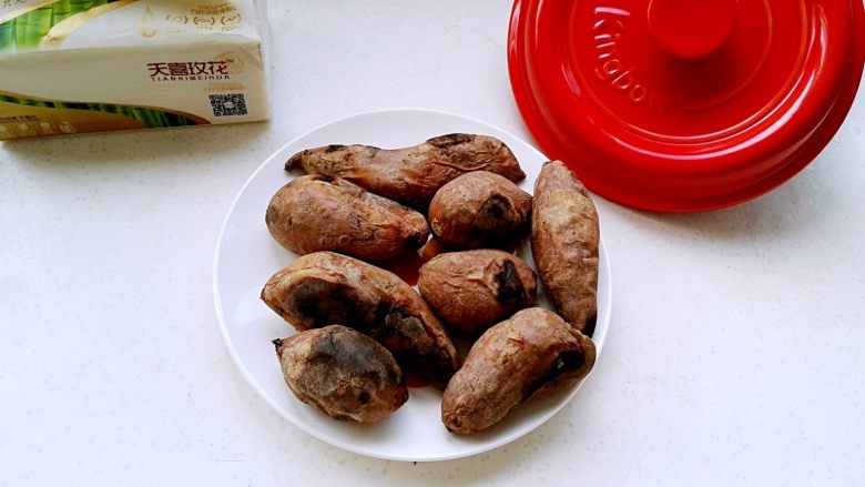 坤博砂锅烤红薯,成品。