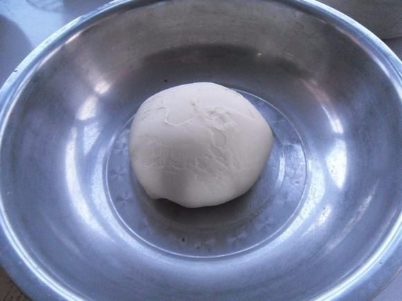 花卷面包, 把面团团圆，进行一次发酵 