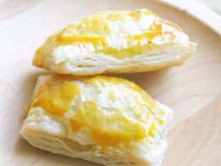 榴莲酥 宝宝辅食，飞饼皮+鸡蛋液