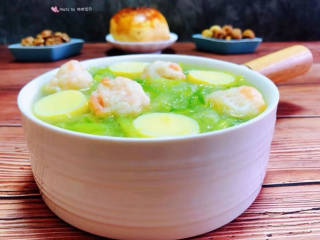 虾滑汤,这道汤营养丰富正宗天然健康美味食品经常食用对身体有益