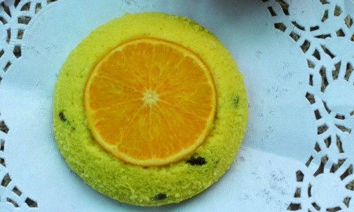 橙香蔓越莓碗糕,出锅，倒扣过来