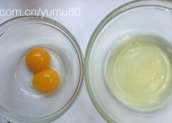 焦糖菠萝反转蛋糕,菠萝挤掉水分，蛋黄，蛋清分别打入碗中