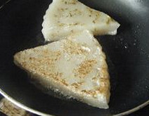茉莉桂花年糕 ,吃的时候切片，用少许油两面稍微煎至金黄色，即可食用