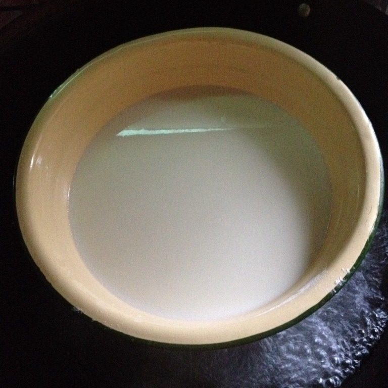 奶黄冰皮月饼,水开后，入锅蒸20分钟